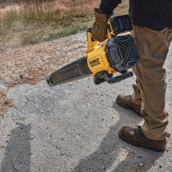 Воздуходув аккумуляторный DeWalt DCMBL562N-XJ (XR 18B, BRUSHLESS, без акк и ЗУ)