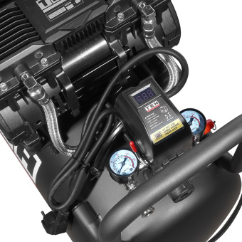 Компрессор TEH TAC50L (420л\мин., 8Атм, безмал., ресивер 50л, медная обмотка, 2 двиг. по 1,5кВт)