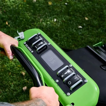 Газонокосилка аккум. Greenworks 82LM30S (82V, 76см, самоходн., без АКБ и ЗУ) 2519207