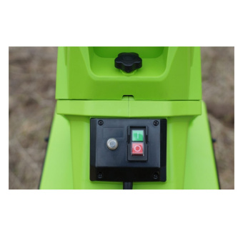 Измельчитель садовый электрический Greenworks GW-2800SD (220В, 2800Вт с контейнером) 2208007