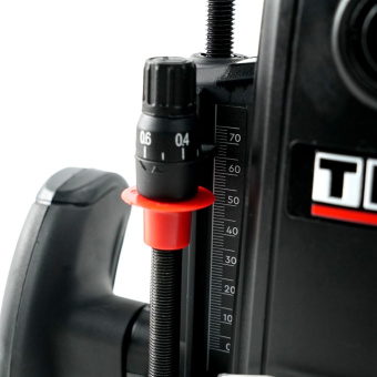 Фрезер TEH TER2100V (2100Вт, 9000-22000 об/мин, размер цанги 8;12мм)