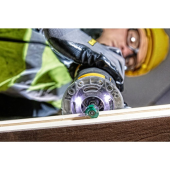 Фрезер аккум. DeWalt DCW 600 N-XJ (18В XR, 930Вт,16000-25500об/мин, LEDподсв., 2,4кг, б/бат.иЗУ) 