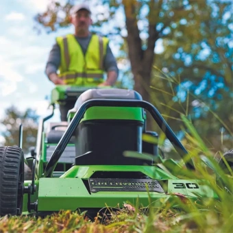 Газонокосилка аккум. Greenworks 82LM30S (82V, 76см, самоходн., без АКБ и ЗУ) 2519207