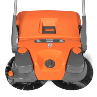 Машина подметальная DAEWOO DASW 7850 (780мм, объем бака 50л, размер боковых щеток 400мм)
