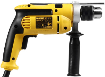 Дрель DeWalt DWD 024 (701Вт,ЗВП-13мм,0-2800об\м,1.8кг) 