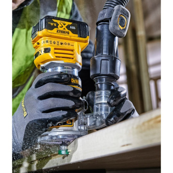 Фрезер аккум. DeWalt DCW 600 N-XJ (18В XR, 930Вт,16000-25500об/мин, LEDподсв., 2,4кг, б/бат.иЗУ) 