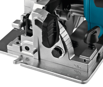 Пила циркулярная аккум.Makita DHS660Z (б\щет,18В,Li-ion,диск-ф165мм,рез-57мм, 3.1кг,кор,б\ак и зу