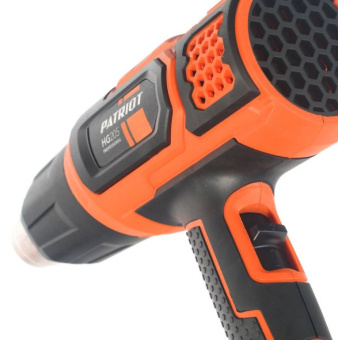 Фен технический PATRIOT HG205 (1600Вт., комплект насадок, стационарное положение, цв. кор) 170301305