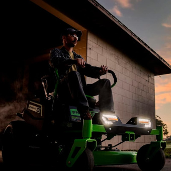 Райдер садовый аккум. с нулевым радиусом разворота Greenworks GC82ZT107 (82V, без АКБ и ЗУ)