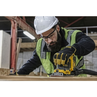 Виброшлифмашина DeWalt DCW200N-XJ (18 В XR, 1/4'' б/бат и ЗУ)